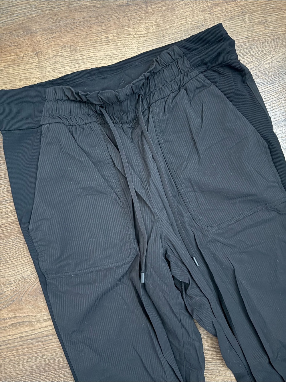 Lululemon Beyond the Studio Joggers - Picture 3 of 5